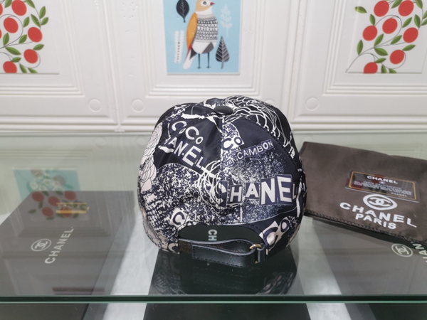 ブランド帽子側面デザイン